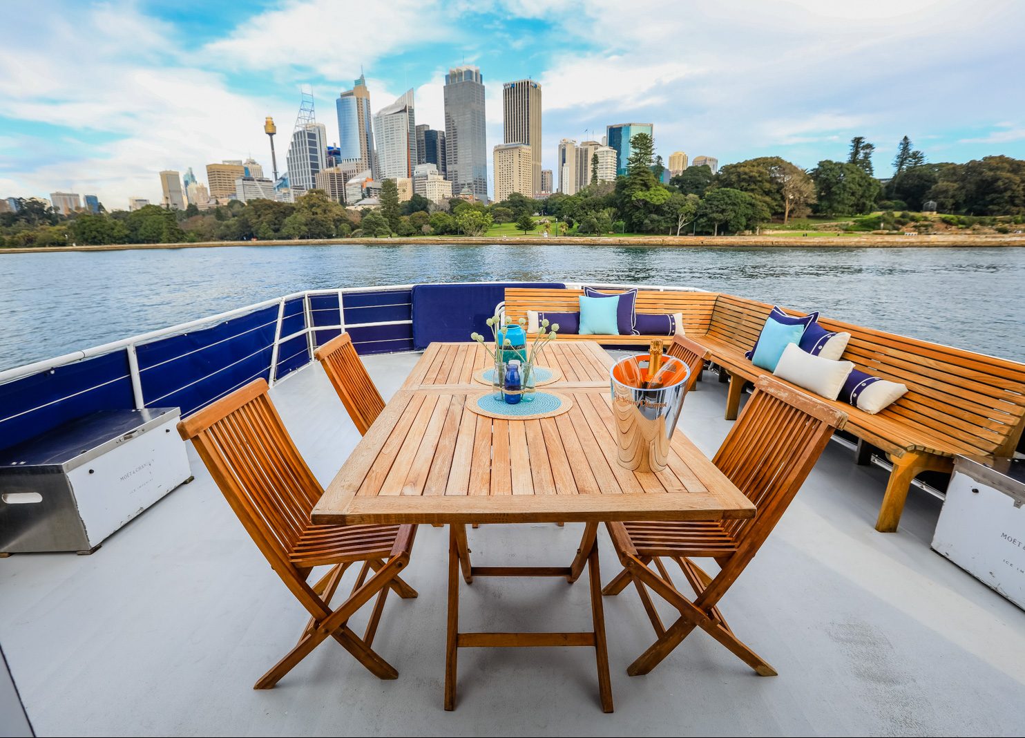 motor yacht charters sydney